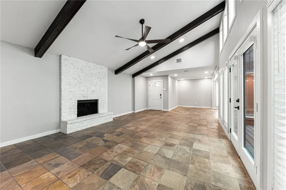 5038 Crestwick Corpus Christi, TX 78413