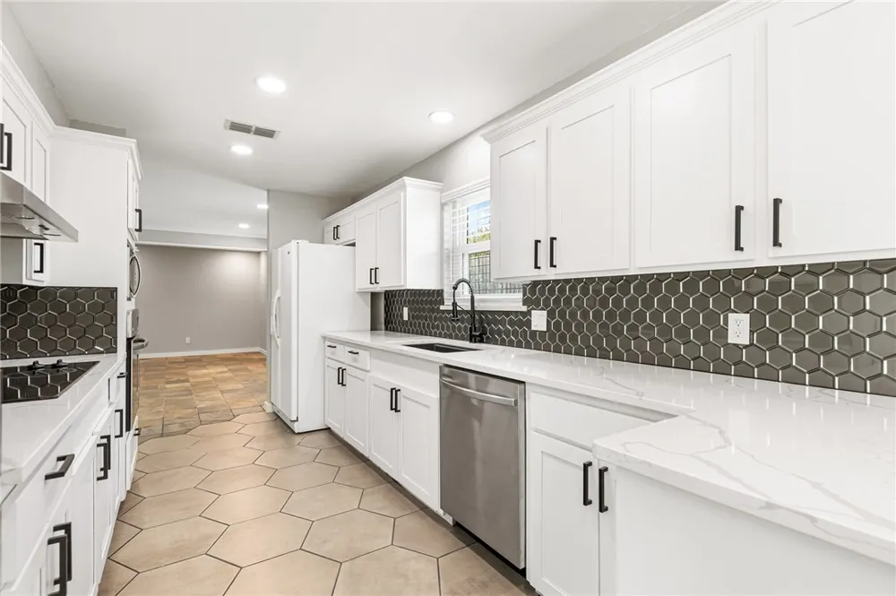 5038 Crestwick Corpus Christi, TX 78413