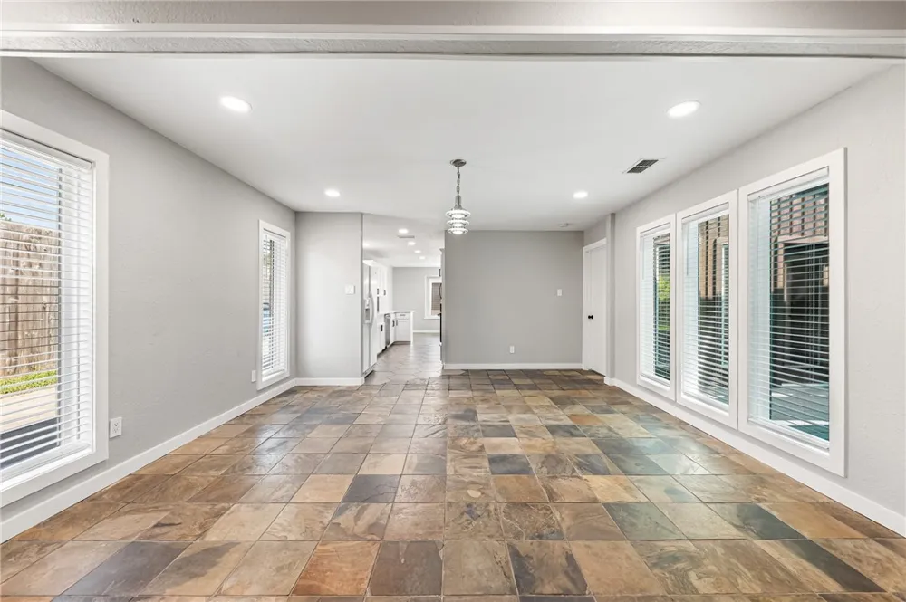 5038 Crestwick Corpus Christi, TX 78413