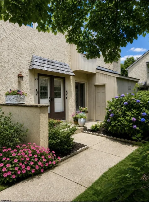 23 Greate Bay Dr