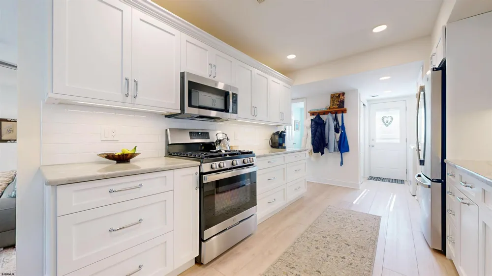 23 Greate Bay Dr Somers Point, NJ 08244