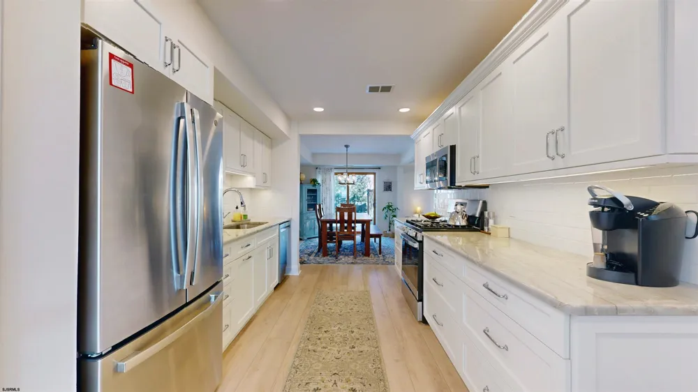 23 Greate Bay Dr Somers Point, NJ 08244