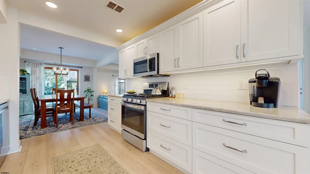 23 Greate Bay Dr Somers Point, NJ 08244