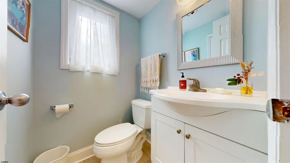 23 Greate Bay Dr Somers Point, NJ 08244