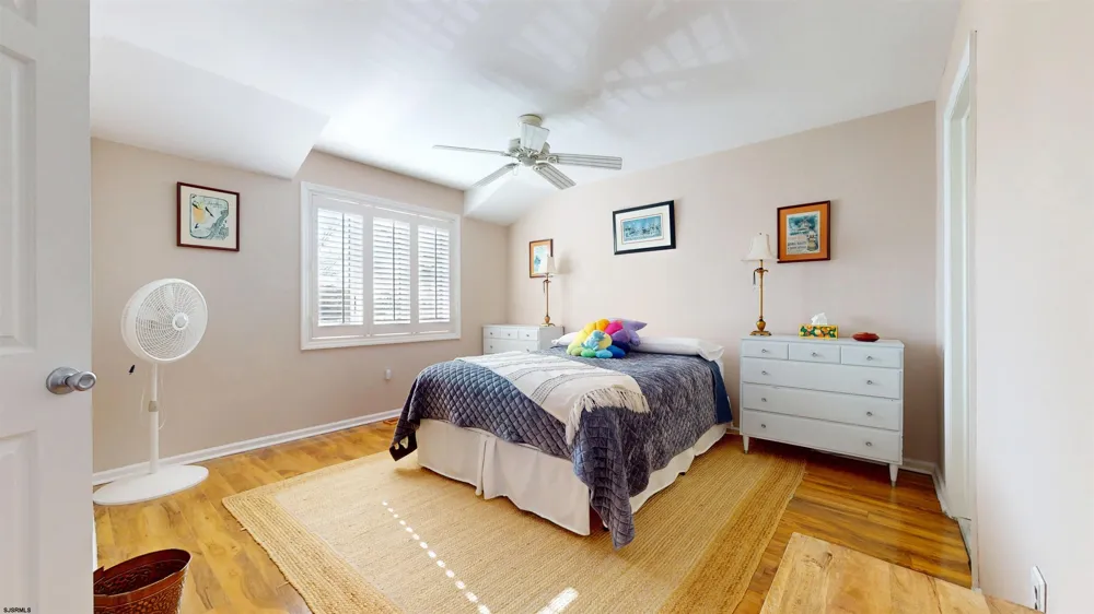 23 Greate Bay Dr Somers Point, NJ 08244
