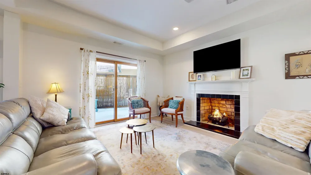 23 Greate Bay Dr Somers Point, NJ 08244