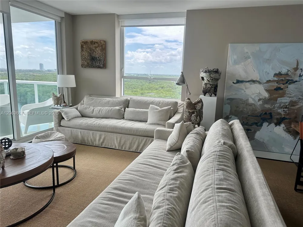 400 Sunny Isles Blvd #1401 Sunny Isles Beach, FL 33160