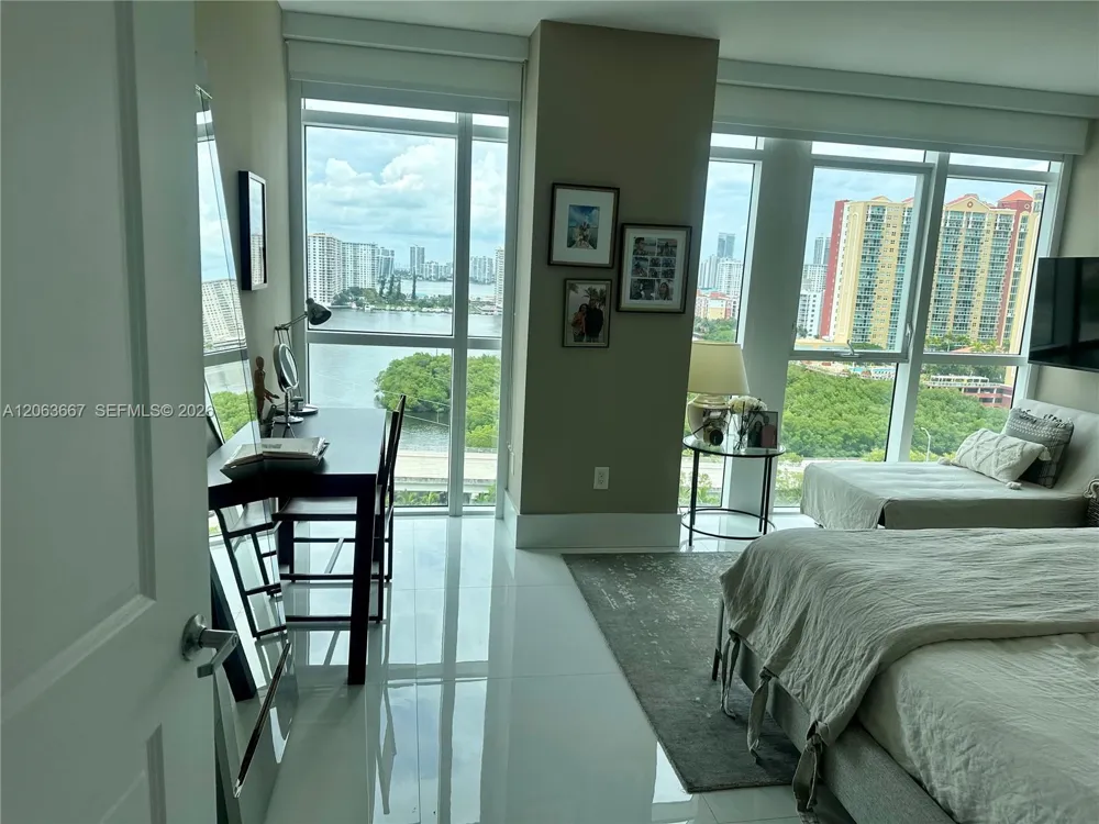 400 Sunny Isles Blvd #1401 Sunny Isles Beach, FL 33160