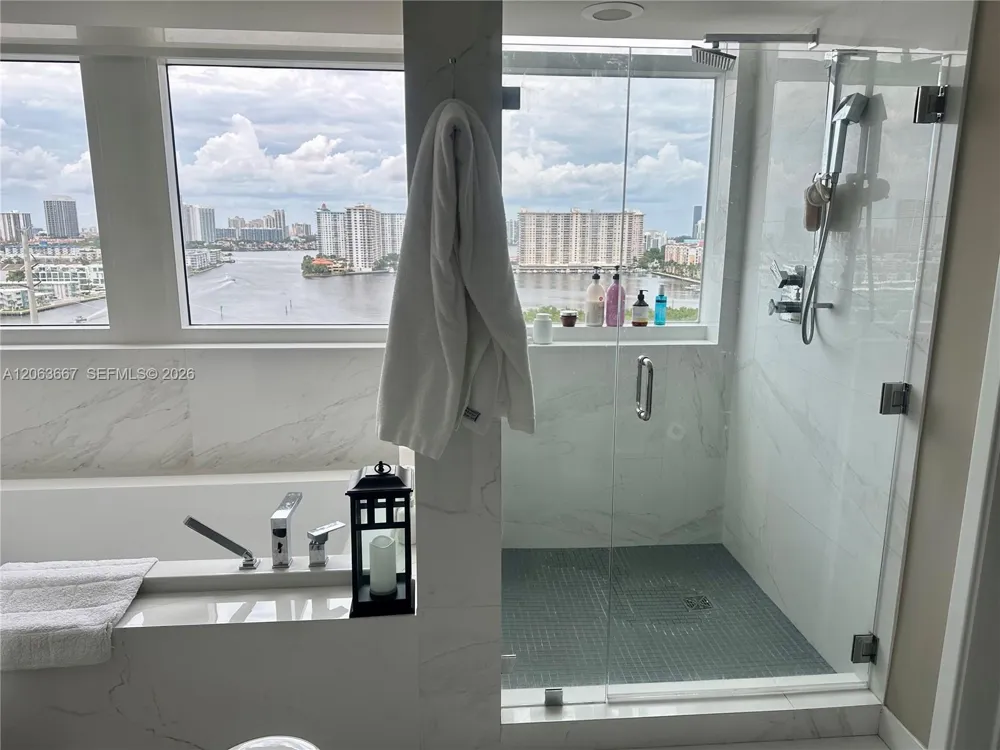 400 Sunny Isles Blvd #1401 Sunny Isles Beach, FL 33160