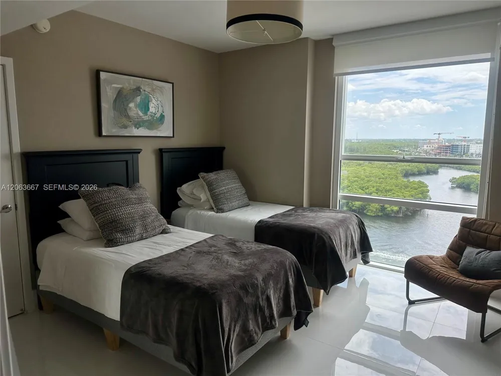 400 Sunny Isles Blvd #1401 Sunny Isles Beach, FL 33160