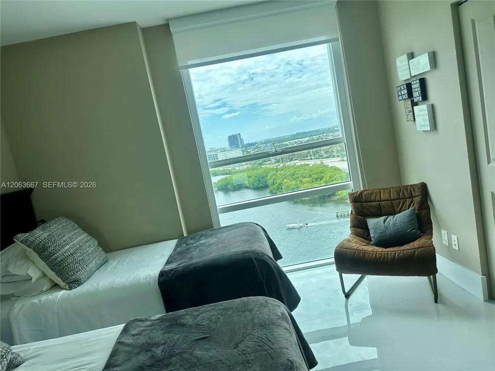 400 Sunny Isles Blvd #1401 Sunny Isles Beach, FL 33160