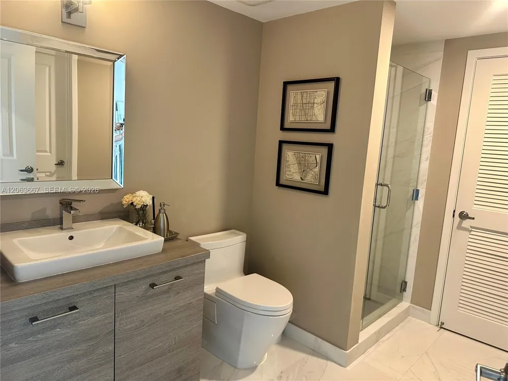 400 Sunny Isles Blvd #1401 Sunny Isles Beach, FL 33160