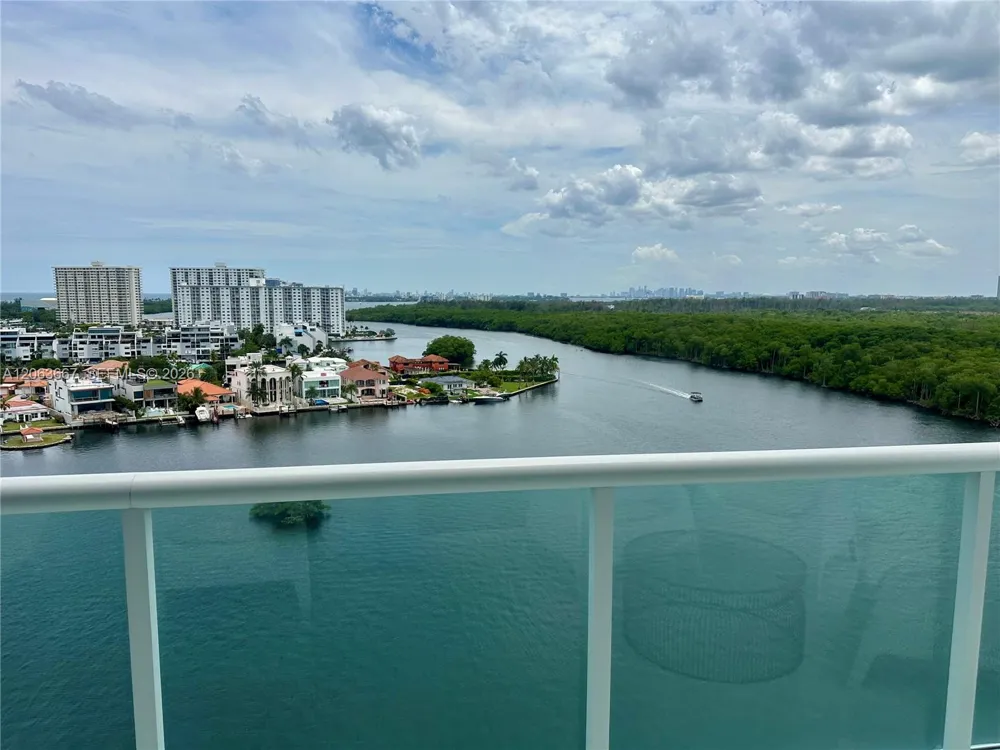 400 Sunny Isles Blvd #1401 Sunny Isles Beach, FL 33160
