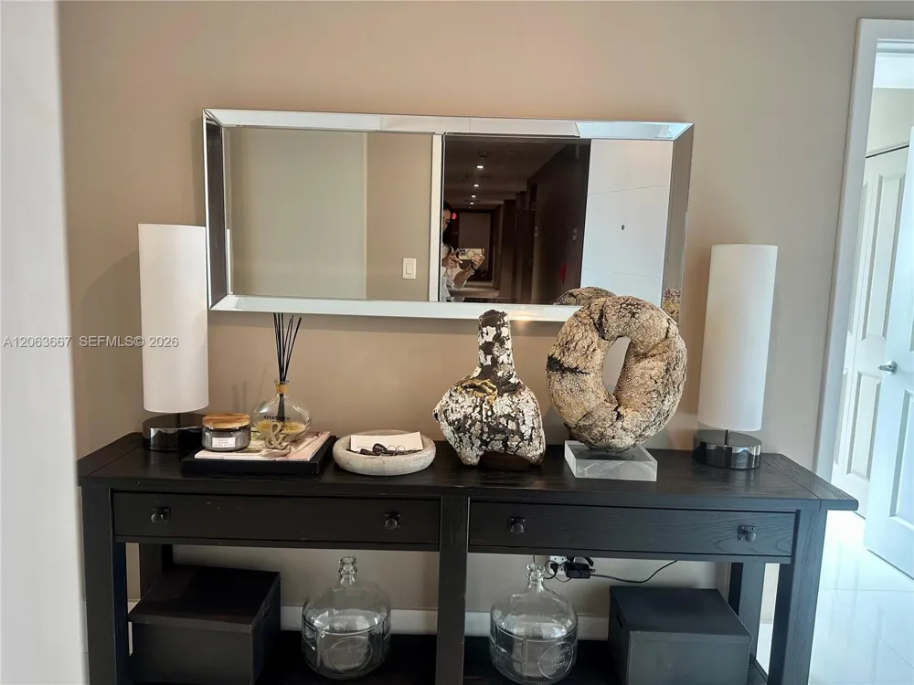 400 Sunny Isles Blvd #1401 Sunny Isles Beach, FL 33160