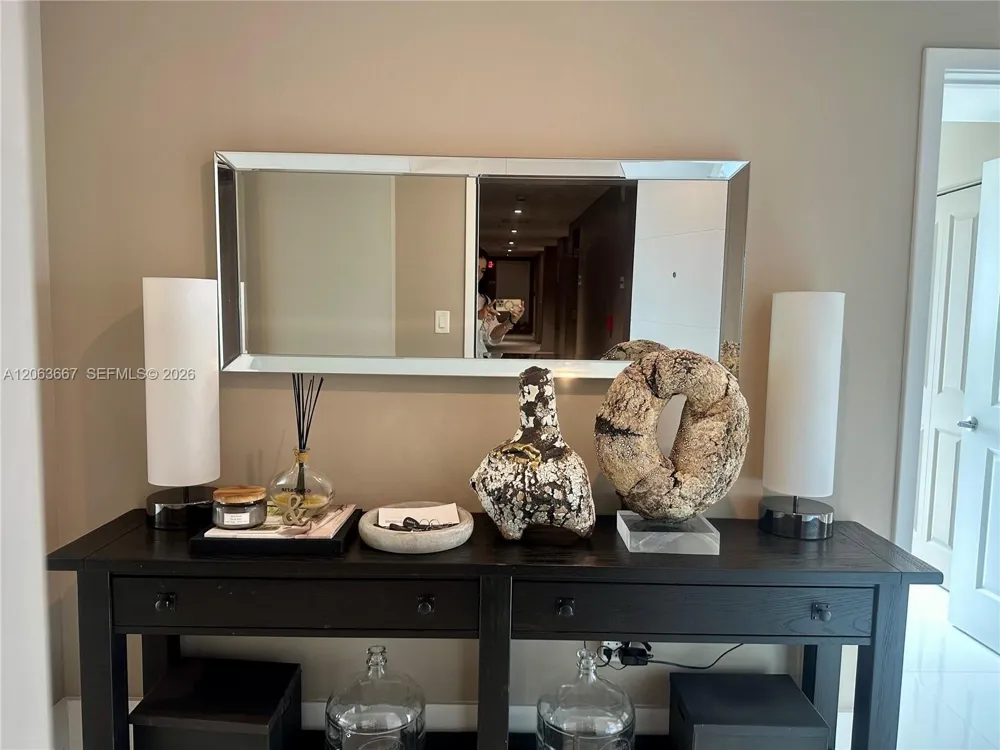 400 Sunny Isles Blvd #1401 Sunny Isles Beach, FL 33160