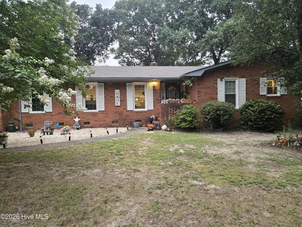12501 Laurelcrest Road Laurinburg, NC 28352
