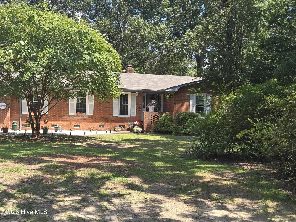 12501 Laurelcrest Road Laurinburg, NC 28352
