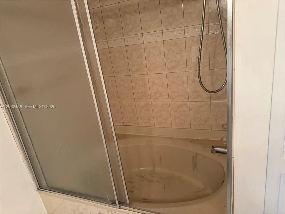 200 Leslie Dr #629 Hallandale Beach, FL 33009