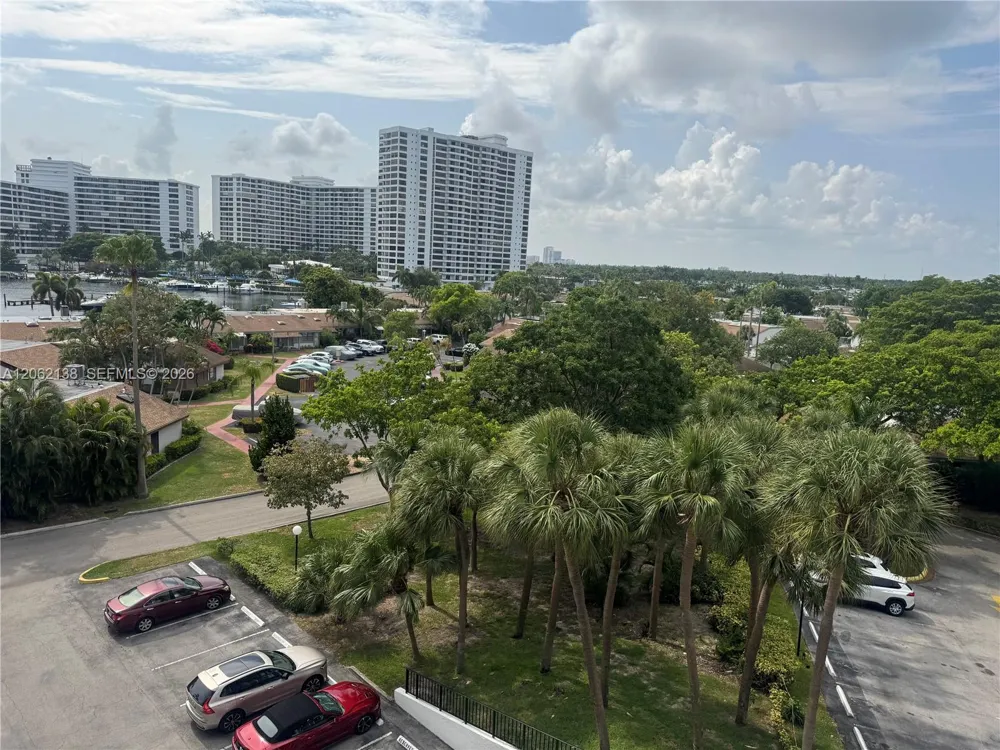 200 Leslie Dr #629 Hallandale Beach, FL 33009