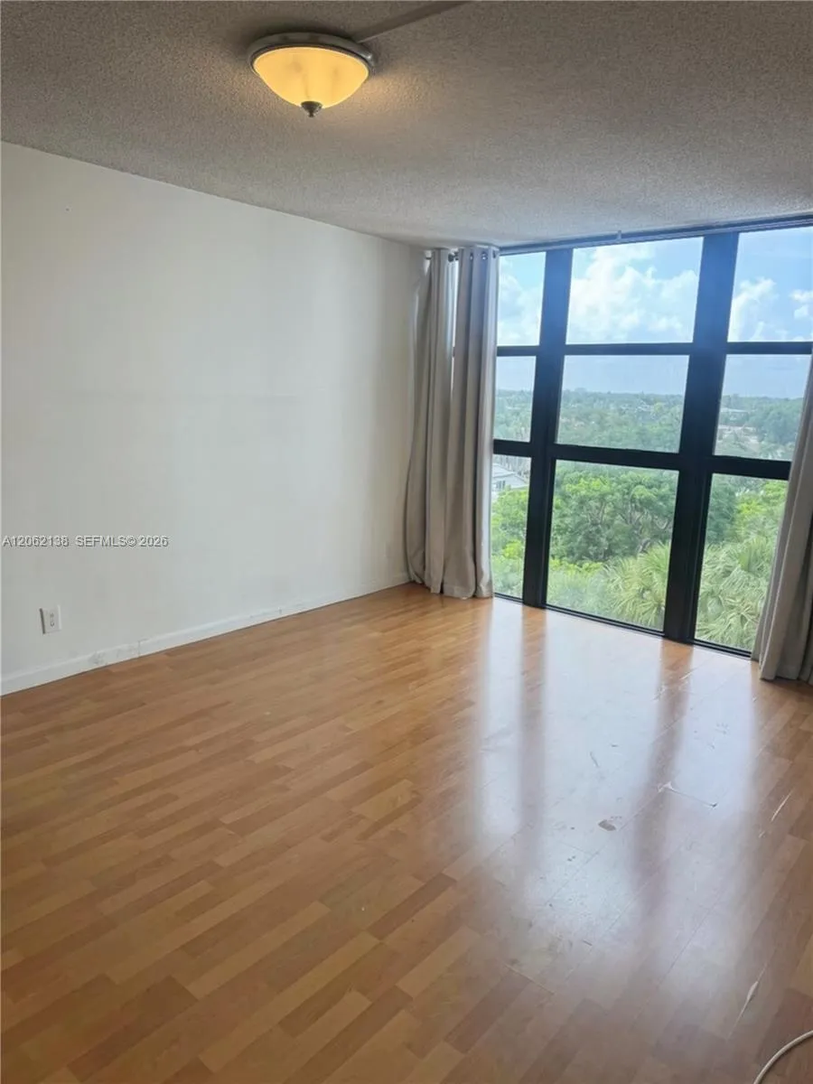 200 Leslie Dr #629 Hallandale Beach, FL 33009
