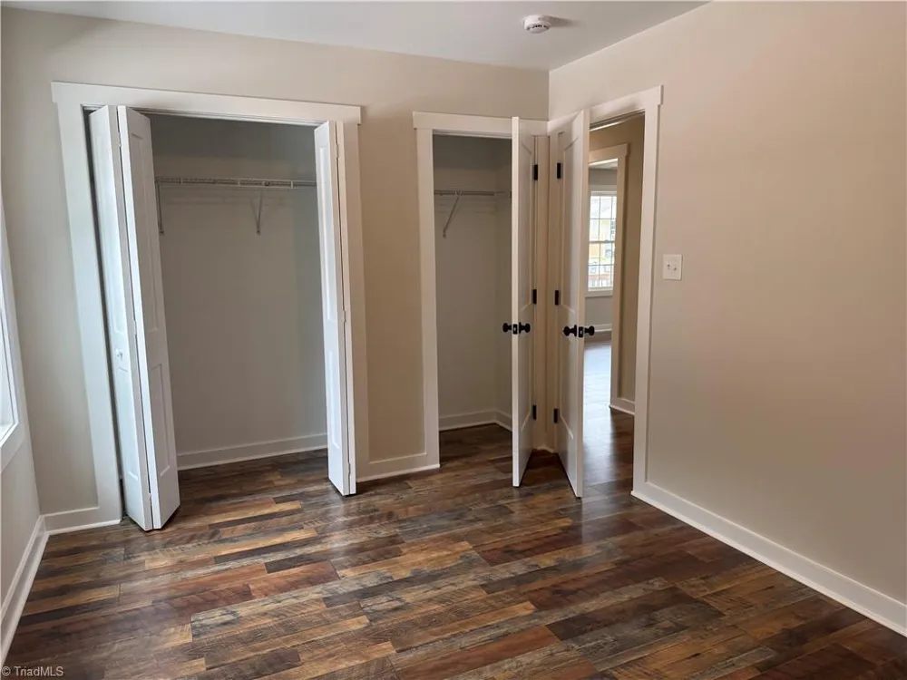 2403 Friends Avenue High Point, NC 27263