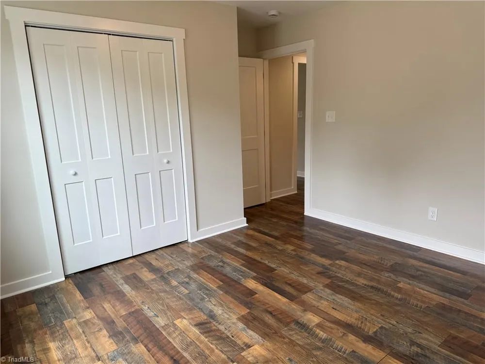 2403 Friends Avenue High Point, NC 27263