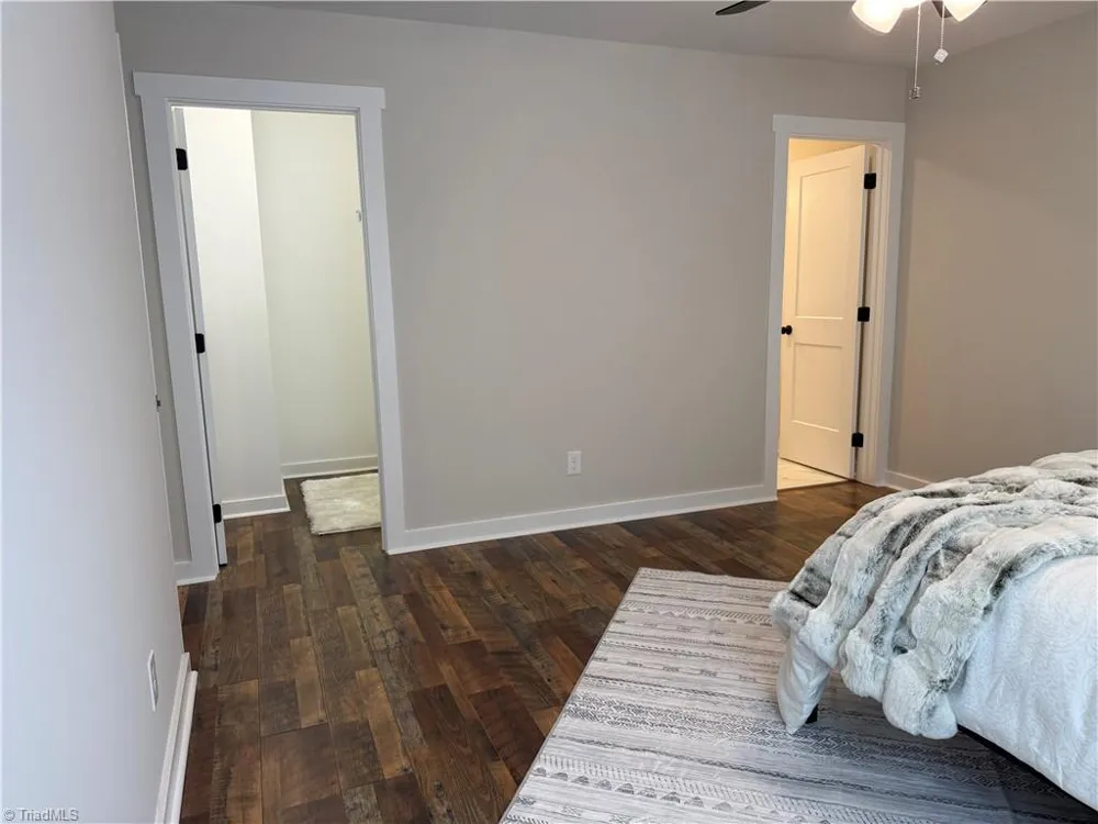 2403 Friends Avenue High Point, NC 27263