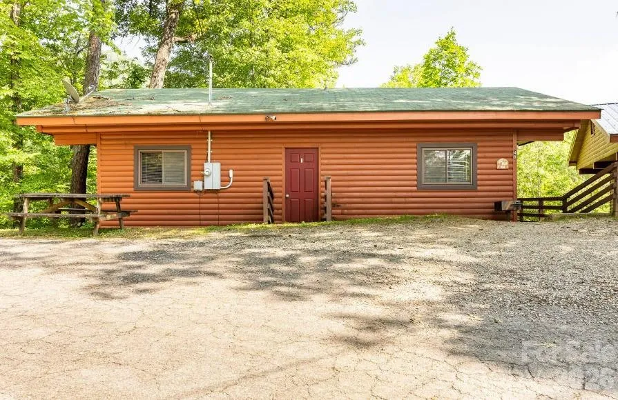 295 Blue Ridge Parkway Bryson City, NC 28713
