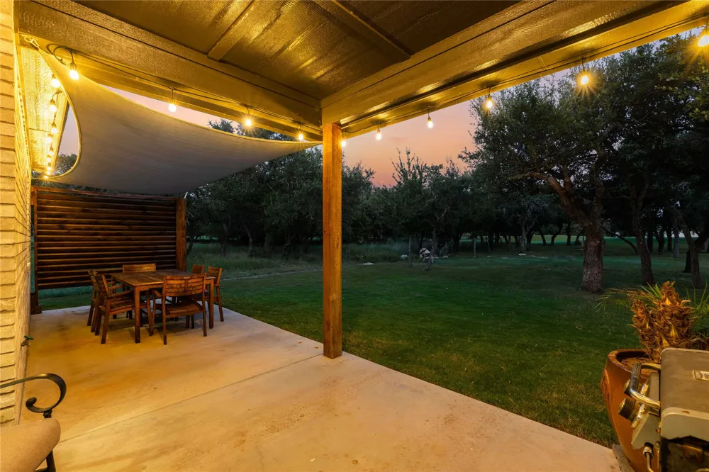 7274 Feather Bay Boulevard Brownwood, TX 76801