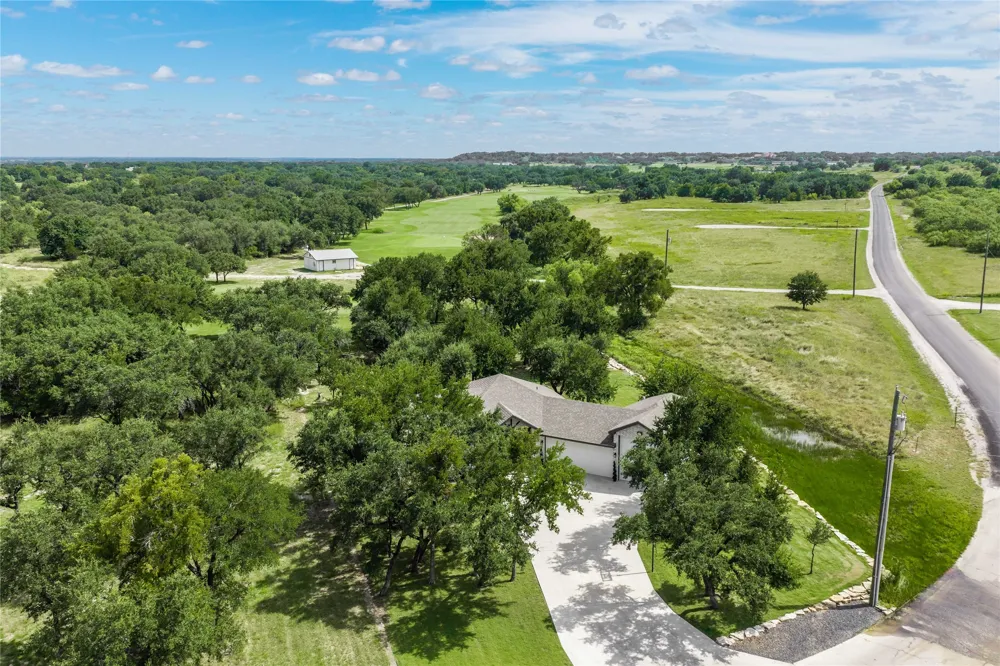 7274 Feather Bay Boulevard Brownwood, TX 76801