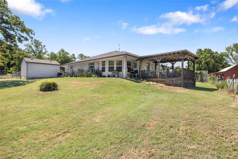 780 S Fm 17 Alba, TX 75410
