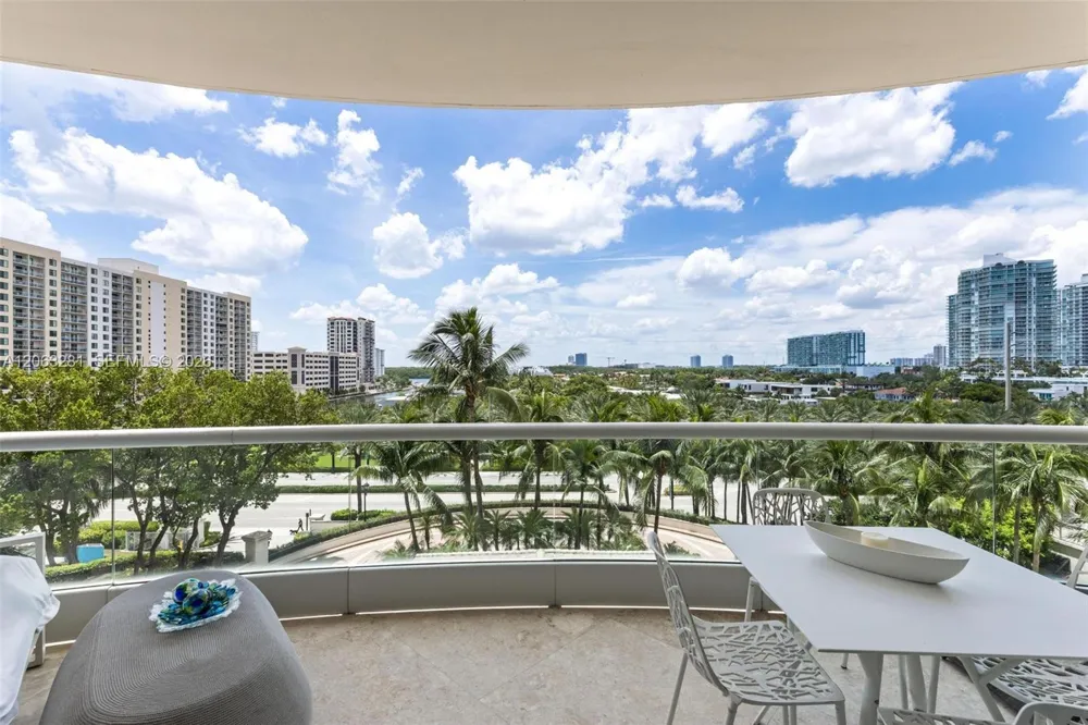16047 Collins Ave #603 Sunny Isles Beach, FL 33160