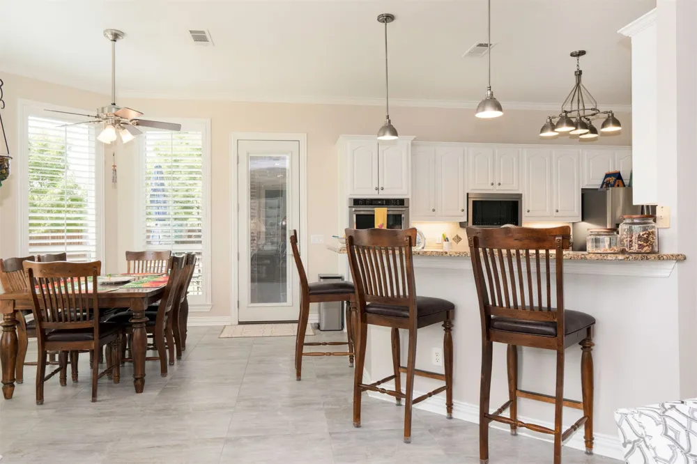 906 Nottingham Circle Southlake, TX 76092