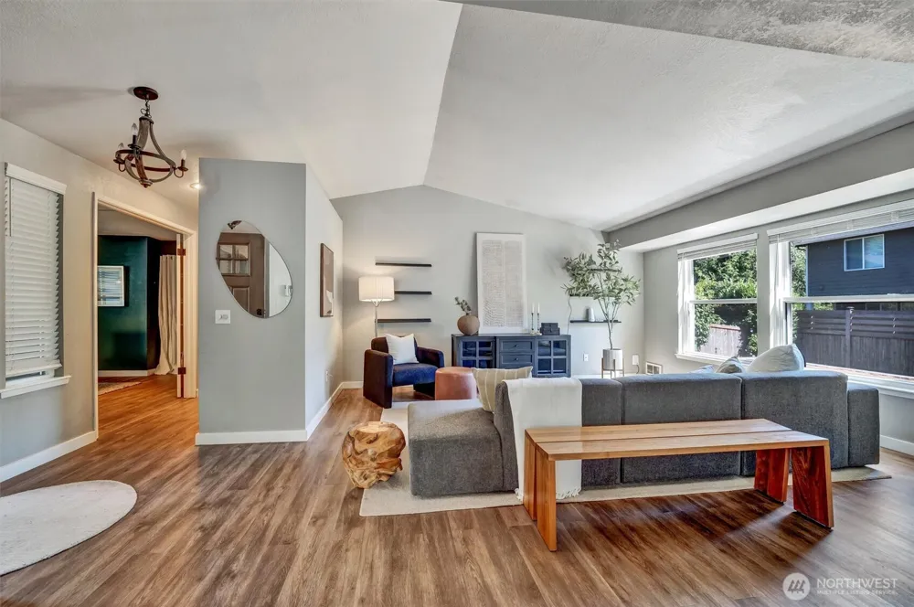 4830 154th Place SW Edmonds, WA 98026