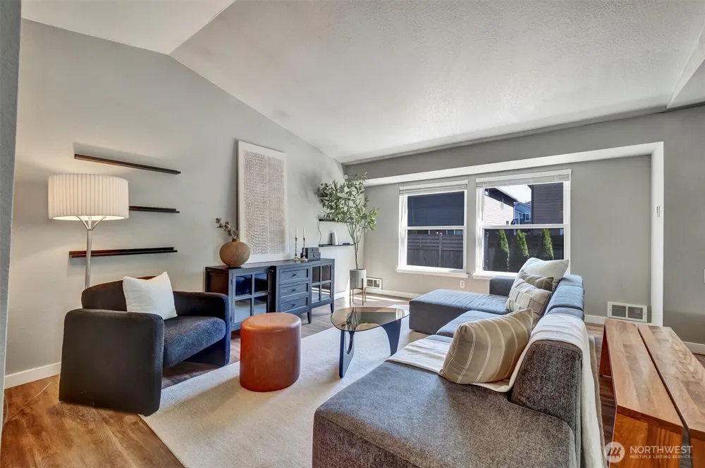 4830 154th Place SW Edmonds, WA 98026