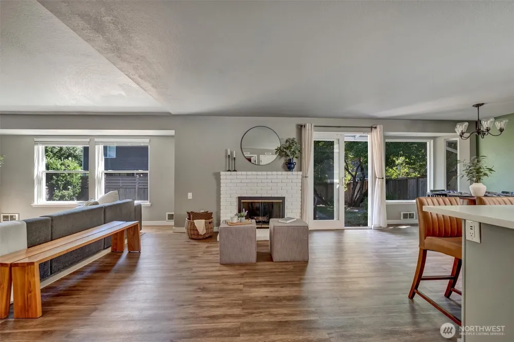 4830 154th Place SW Edmonds, WA 98026
