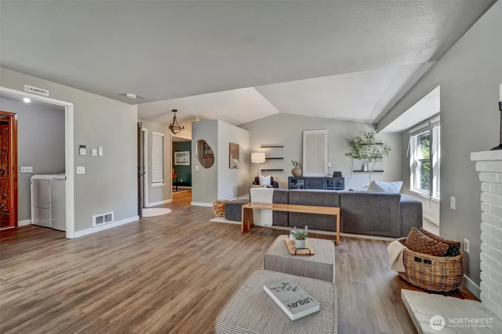 4830 154th Place SW Edmonds, WA 98026