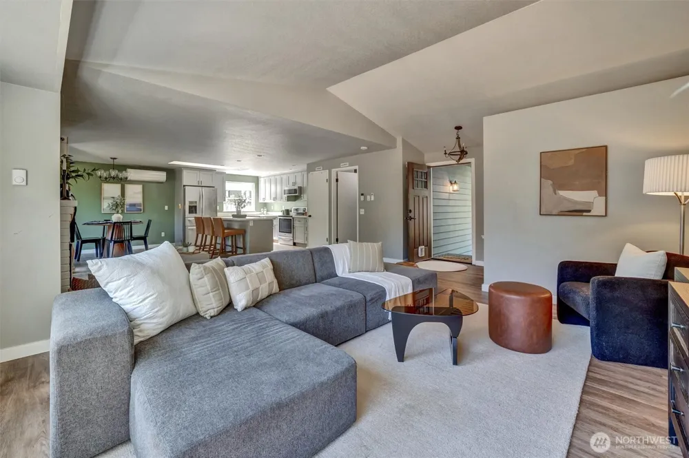 4830 154th Place SW Edmonds, WA 98026