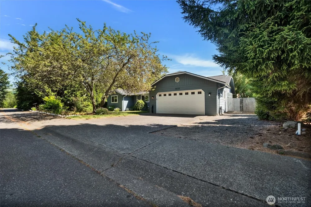 4830 154th Place SW Edmonds, WA 98026