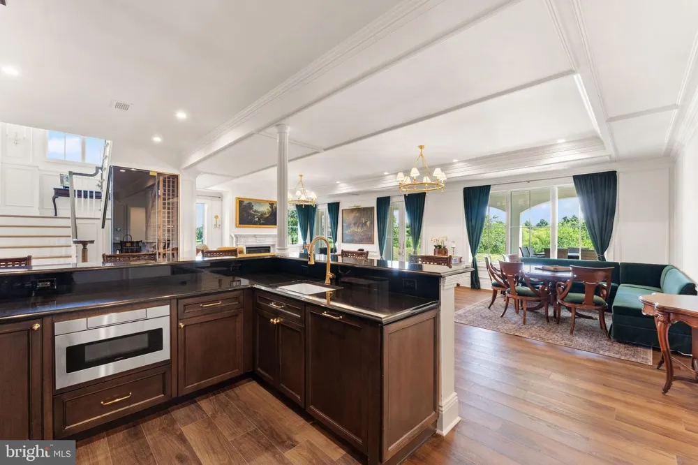 23060 MUNSUN PLACE Leesburg, VA 20175