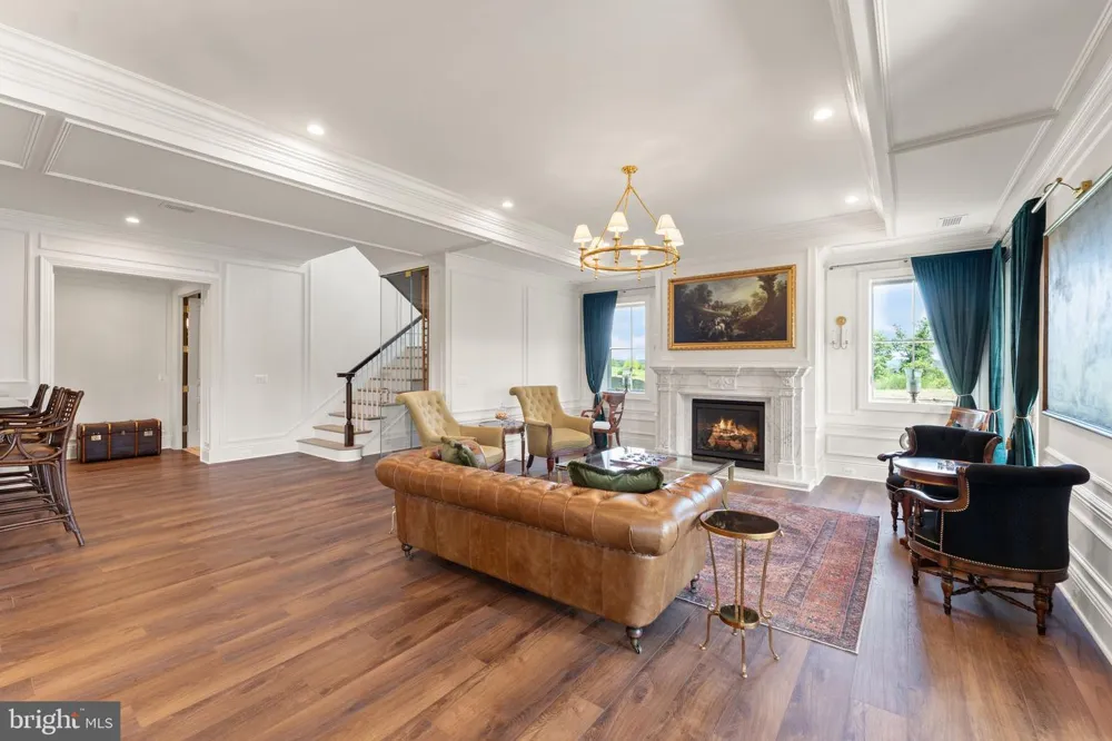 23060 MUNSUN PLACE Leesburg, VA 20175