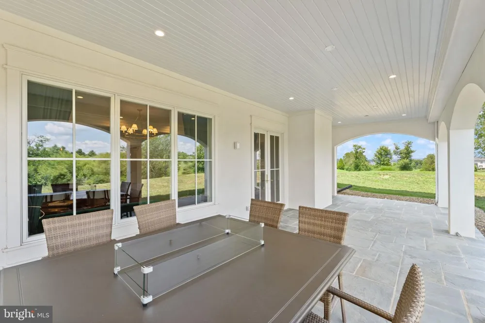 23060 MUNSUN PLACE Leesburg, VA 20175