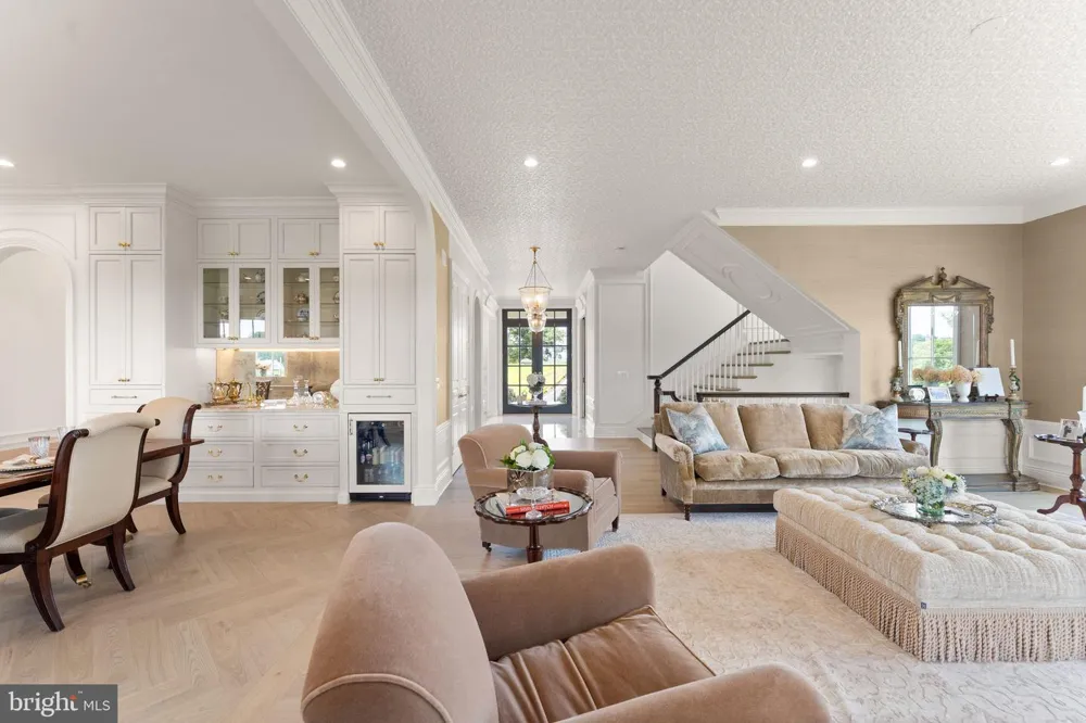 23060 MUNSUN PLACE Leesburg, VA 20175
