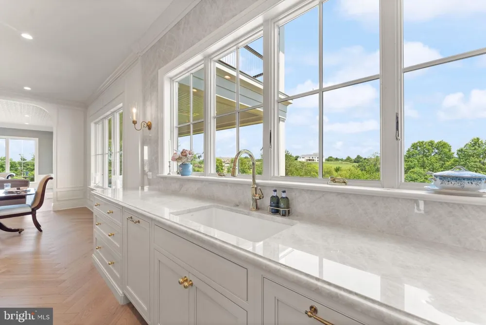 23060 MUNSUN PLACE Leesburg, VA 20175