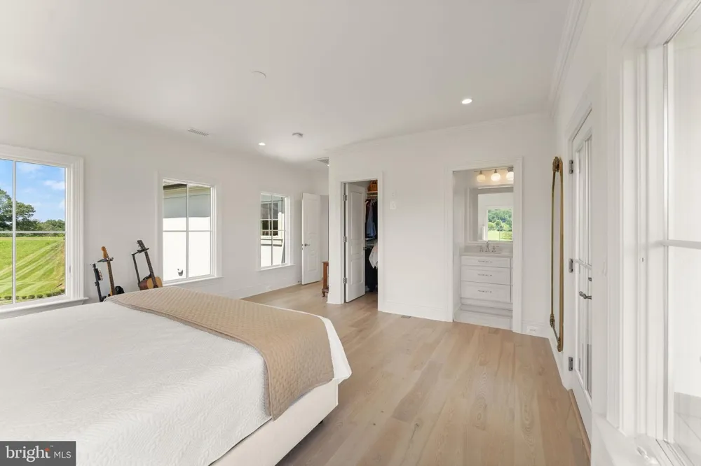 23060 MUNSUN PLACE Leesburg, VA 20175
