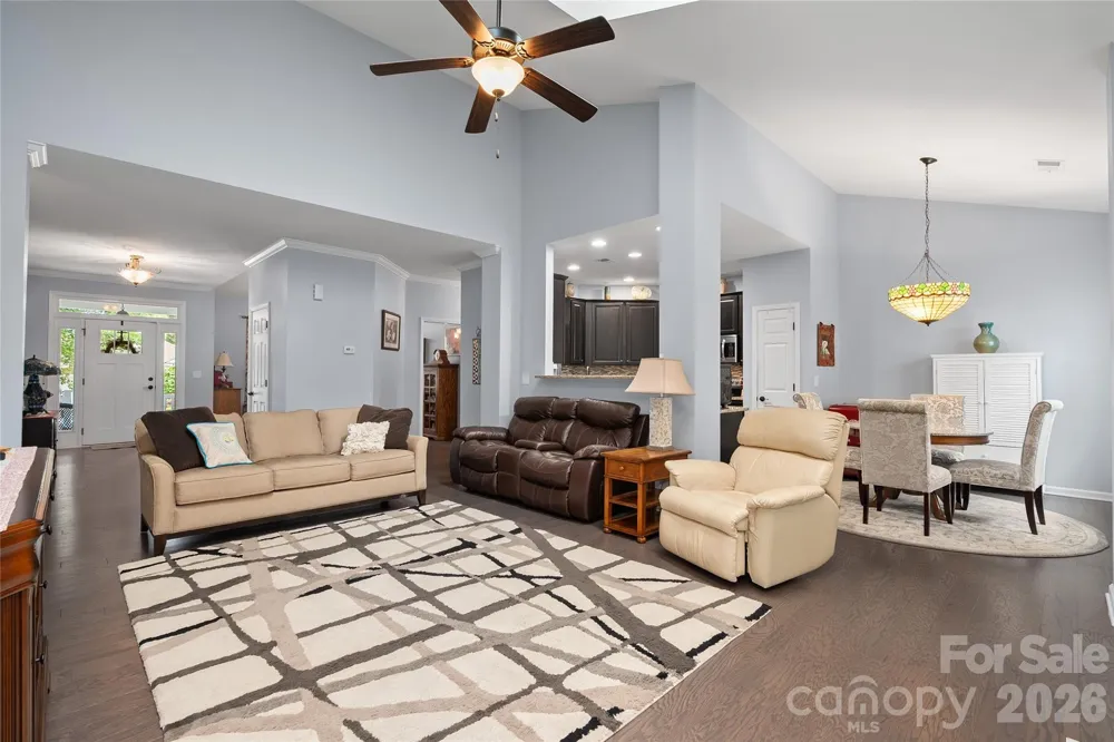 64 Eagle Pointe Way Flat Rock, NC 28731