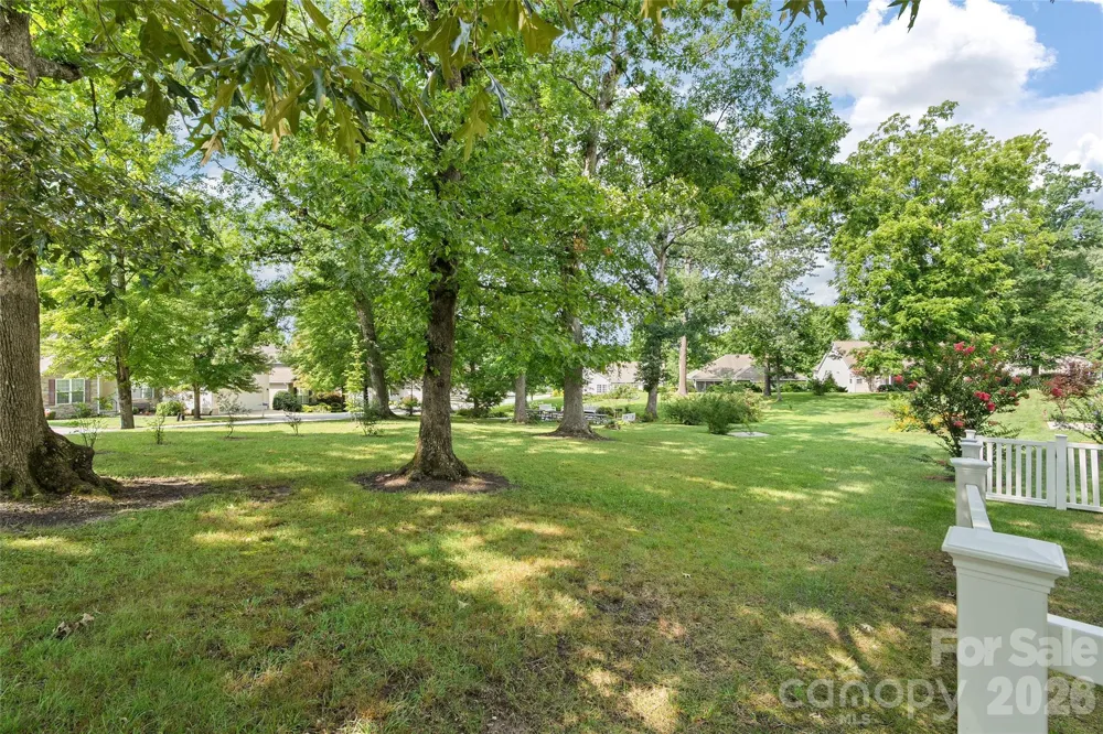 64 Eagle Pointe Way Flat Rock, NC 28731