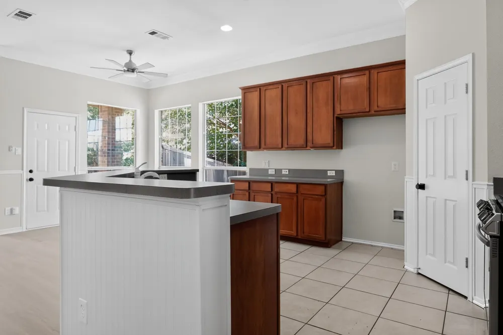 6819 Woodcrest Lane Sachse, TX 75048