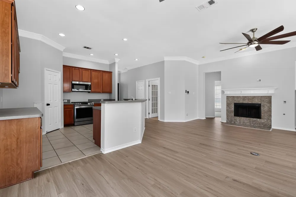 6819 Woodcrest Lane Sachse, TX 75048