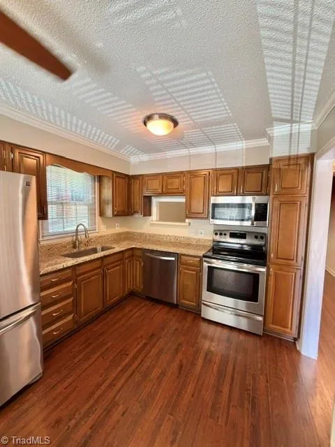3789 Greenes Crossing Greensboro, NC 27410